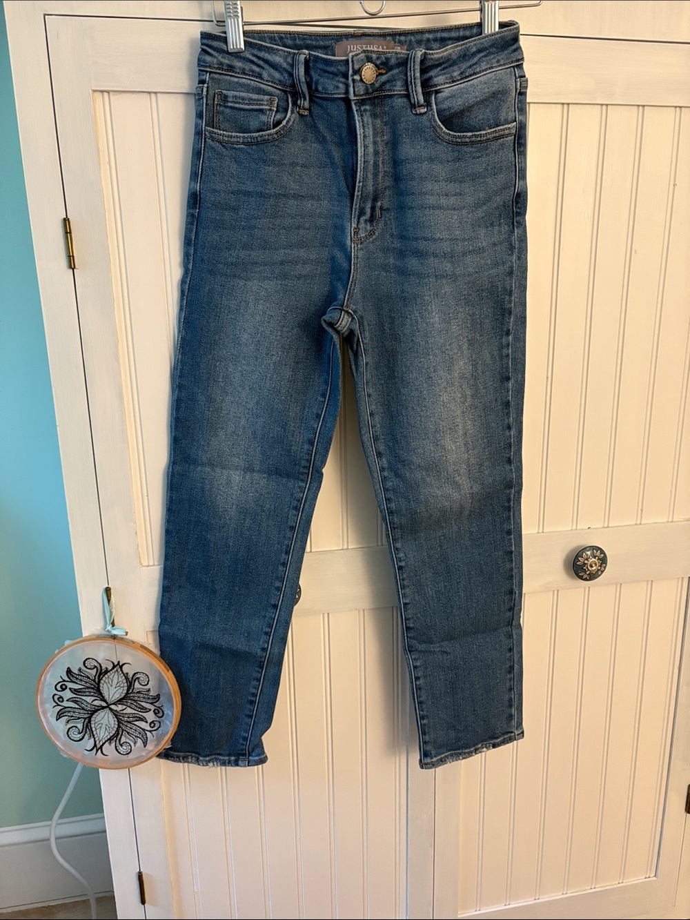 Just USA Mid-Rise Ankle Slim Jeans in Medium Blue Wash 4P
